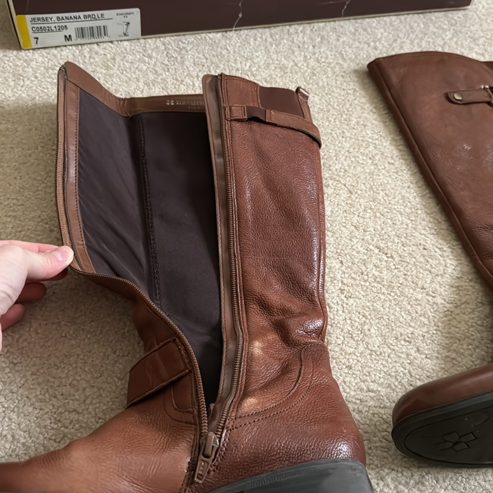 Naturalizer Banana Bread Women’s Boots size 7 - Picture 7 of 8